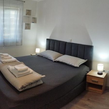 Apartment Luka Пула Экстерьер фото